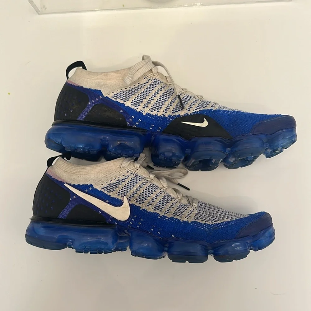 Nike Vapormax 2 Flyknit athletic shoes - Picture 3 of 5